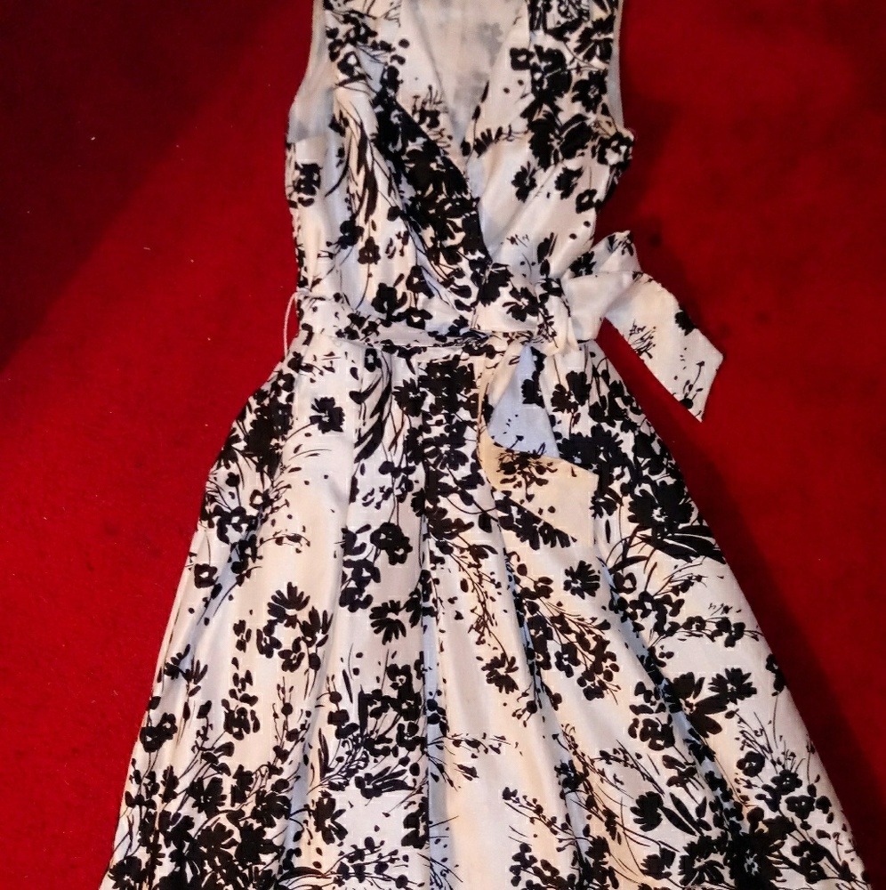 Beautiful faux wrap cocktail dress